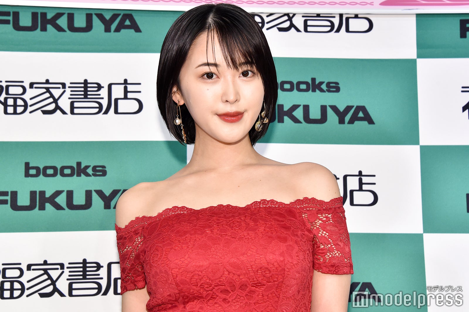 忍野さら（C）モデルプレス