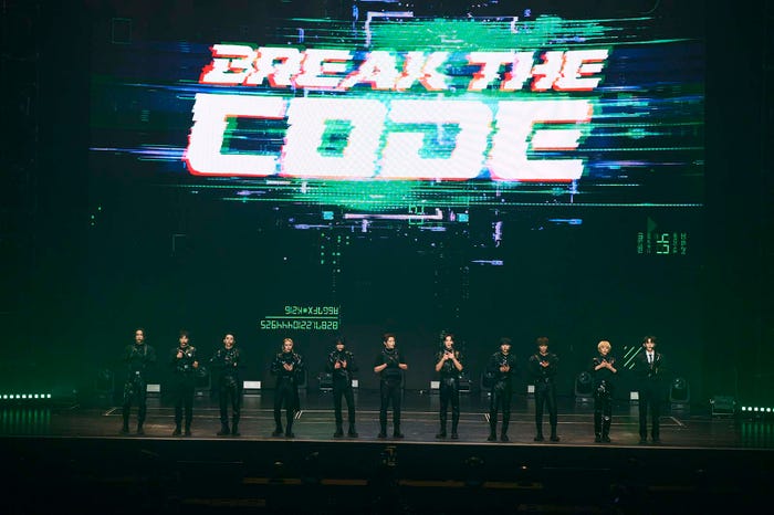 INI(C)LAPONE ENTERTAINMENT