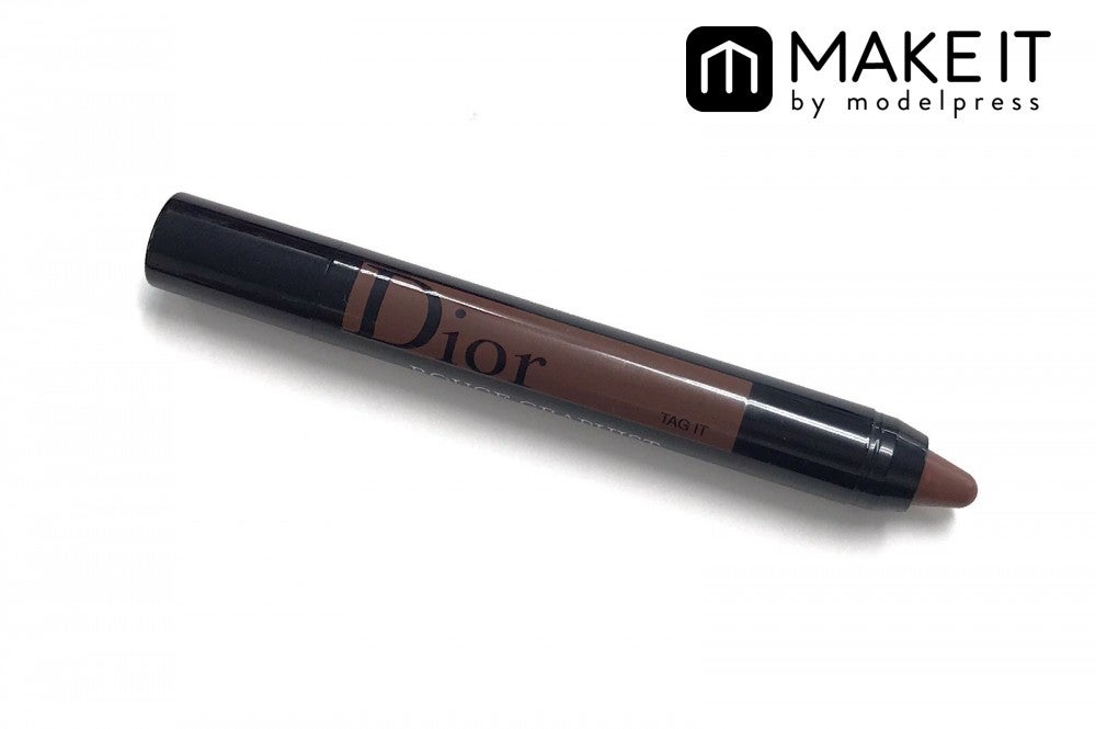 Dior／ルージュ ディオール グラフィスト／824 ペイント イット／4,200円（税抜） (C)メイクイット