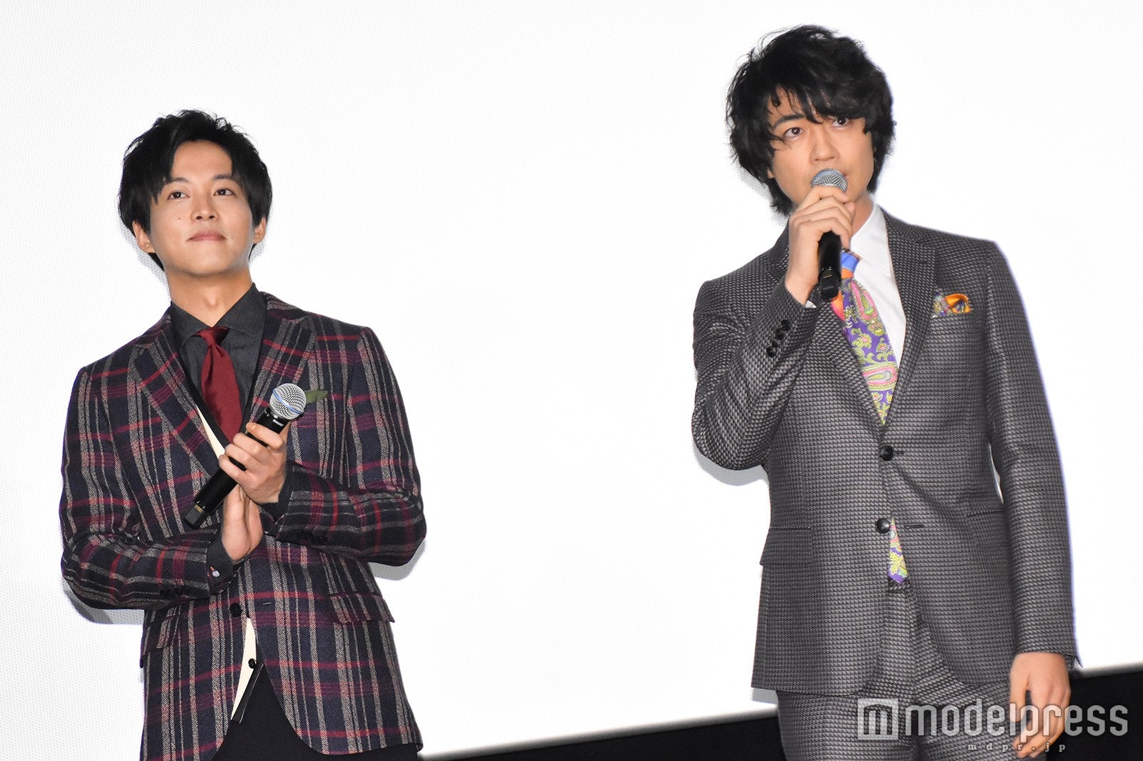 松坂桃李、斎藤工 （C）モデルプレス