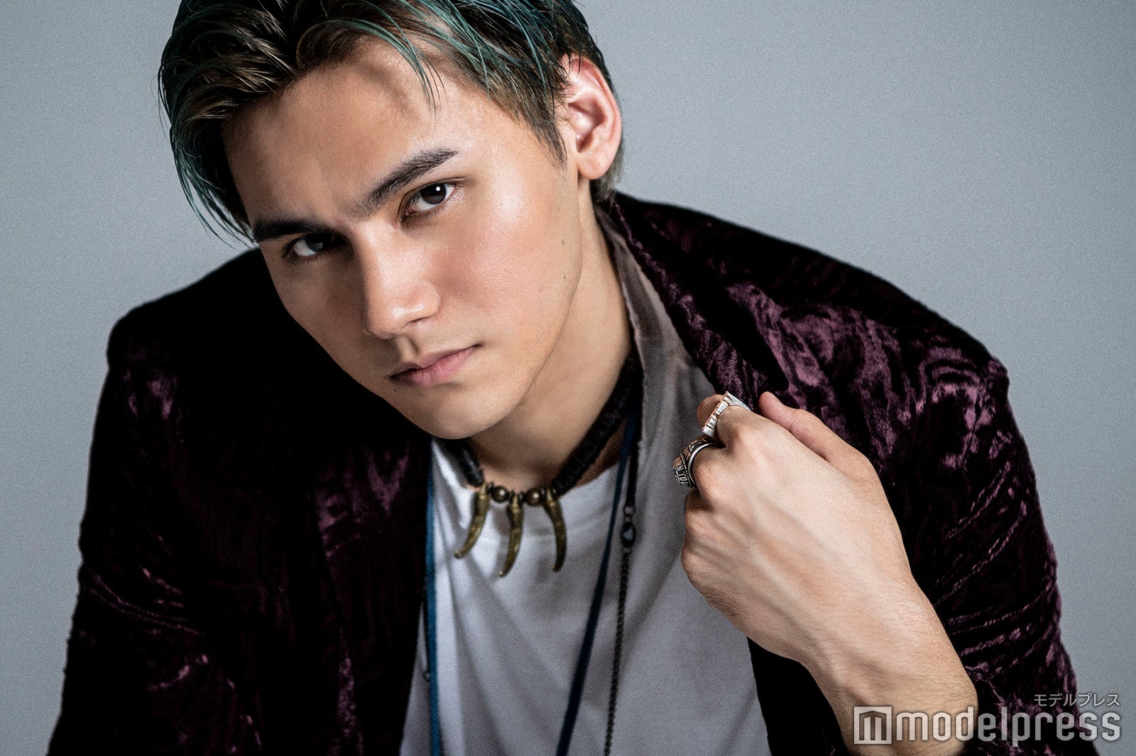 龍（C）モデルプレス