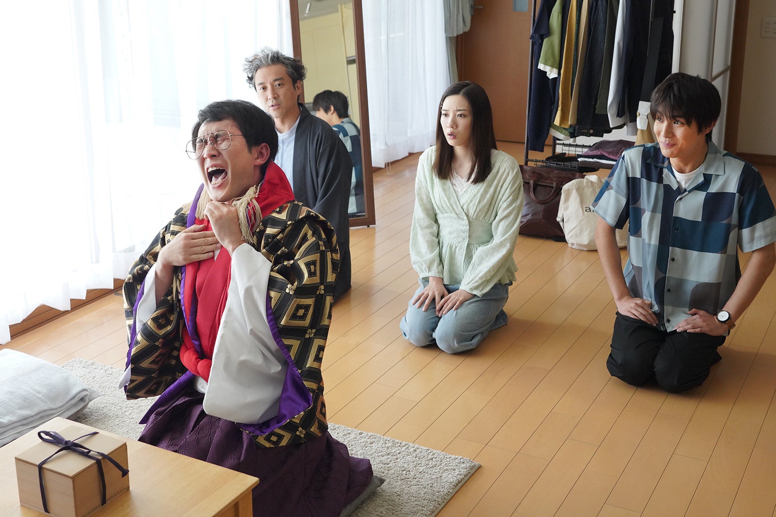 じろう、ムロツヨシ、永野芽郁、中川大志（C）日本テレビ