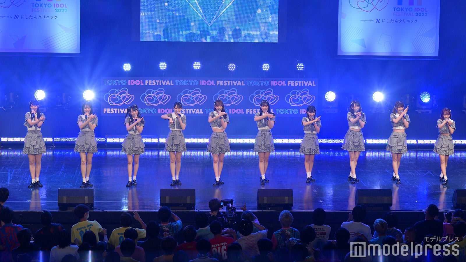 ≠ME （C）モデルプレス