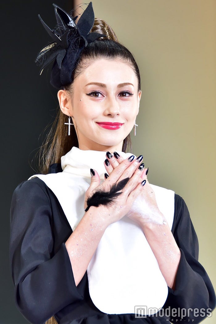 河北麻友子 ダレノガレ明美 藤田ニコル 真矢ミキ ネイルクイーン 集結 豪華ドレス ネイルで輝き放つ モデルプレス 河北麻友子 ダレノガレ明美 藤田ニコル 真矢ミキ ネイルクイーン 集結 豪華ドレス ネイルで輝き放つ モデルプレス
