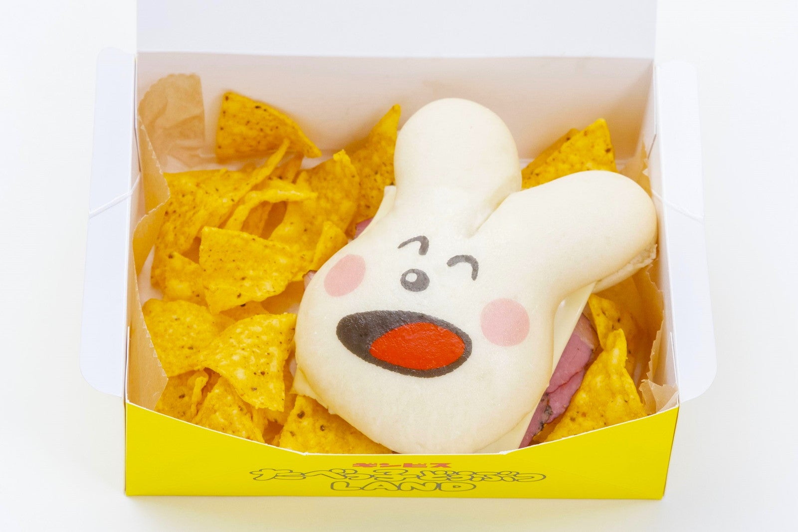 パストラミうさぎさんド（トルティーヤチップス付き）／提供画像