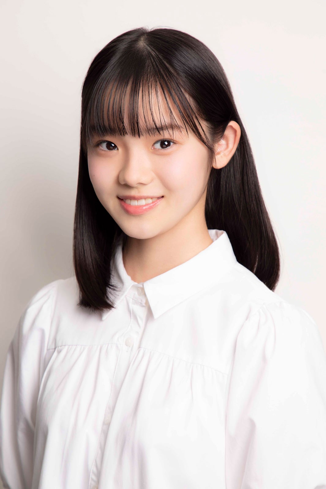 圧倒的透明感の美女「ミスセブンティーン」ファイナリスト・志田こはくが気になる【注目の人物】