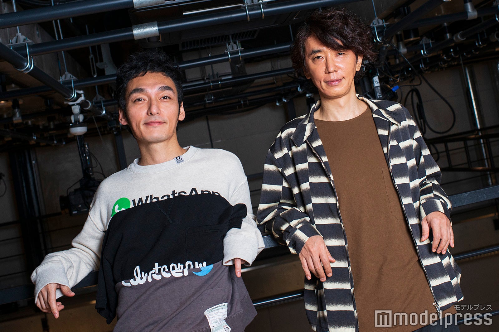 草なぎ剛、ユースケ・サンタマリア（C）モデルプレス