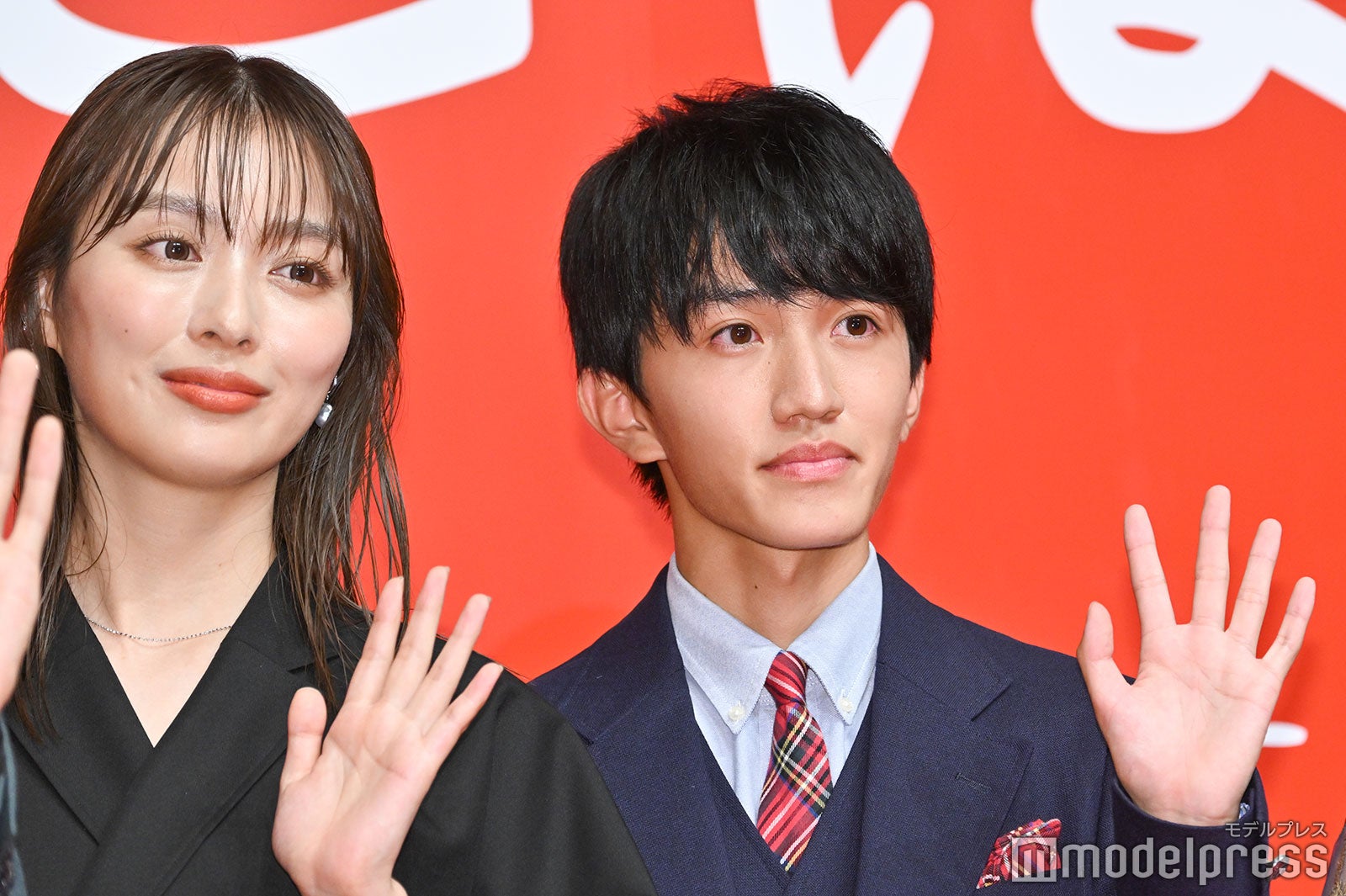 内田理央、中川翼（C）モデルプレス