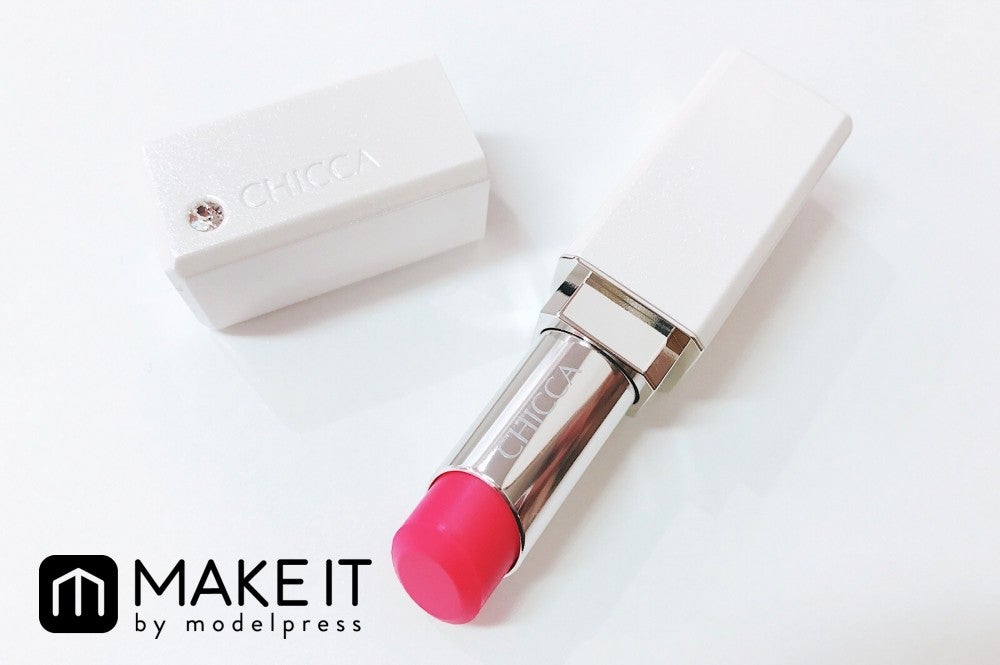 CHICCA／メスメリック リップスティック／39 カーネーション／3,800円（税抜） (C)メイクイット