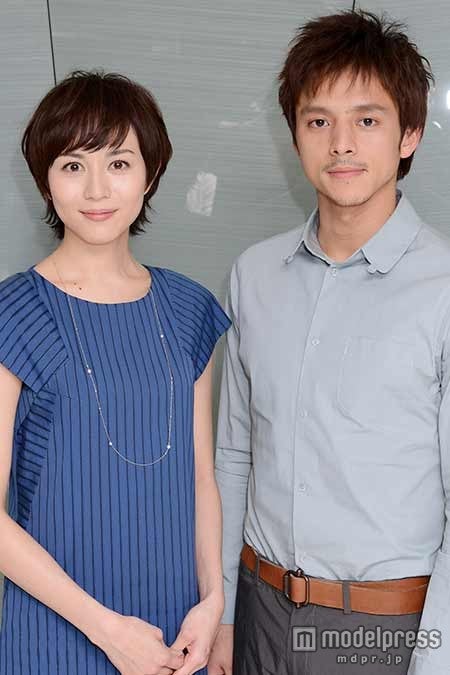 （左から）比嘉愛未、満島真之介
