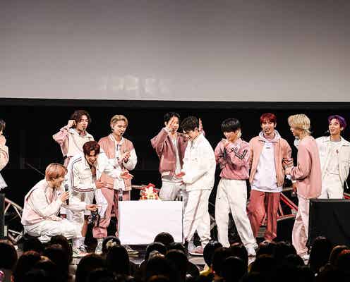 JO1豆原一成、20歳バースデーをメンバーが祝福「すごく早く感じることも沢山あった」<「KIZUNA」リリース記念イベント>