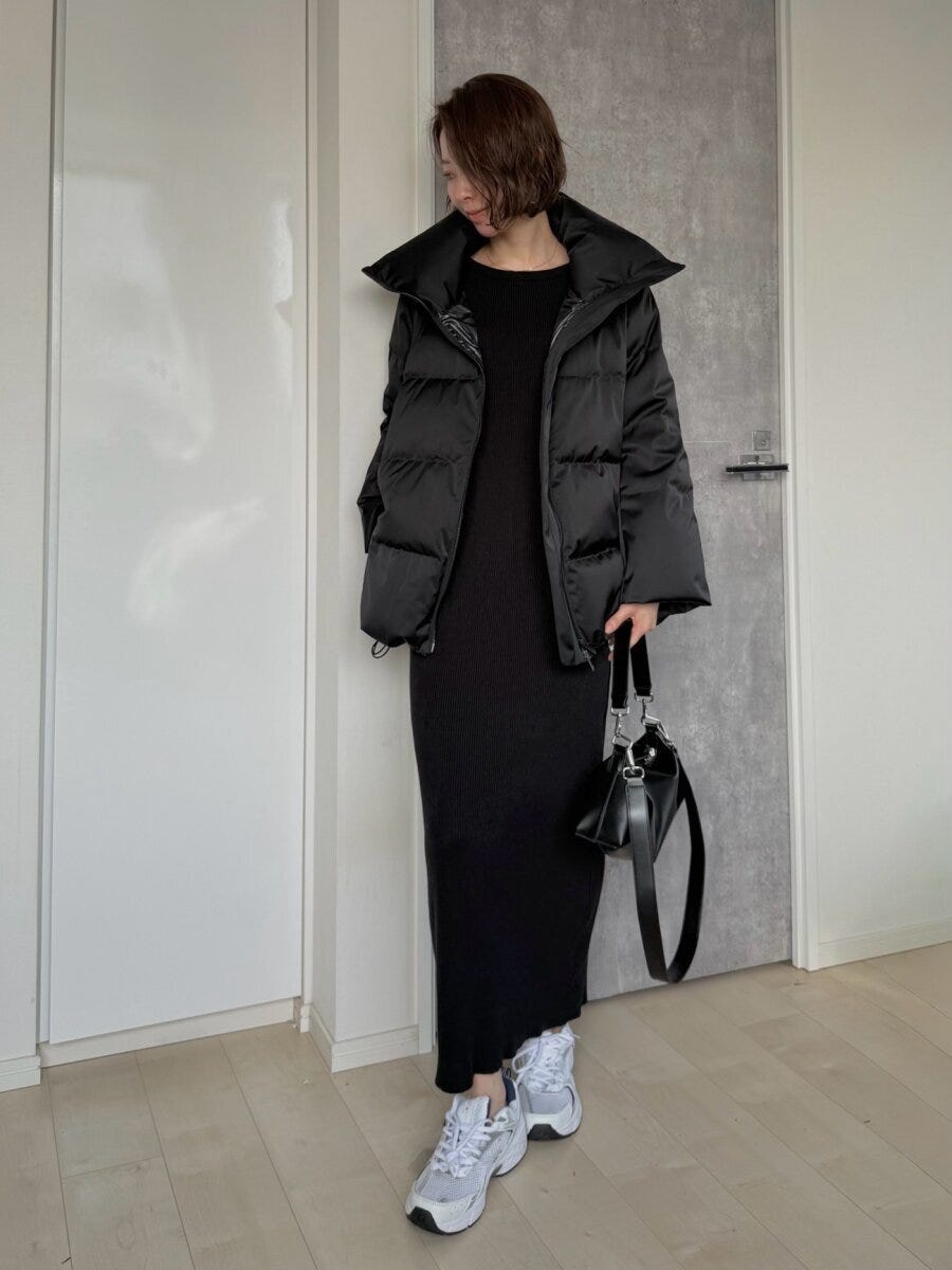 ユニクロダウンボリュームジャケット ユニクロダウンボリュームジャケットとニットワンピースコーデ