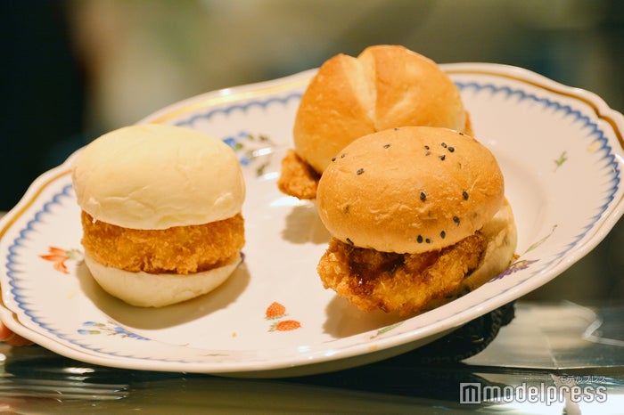 渋谷スクランブルスクエア限定バーガー (C)ビューティーガール