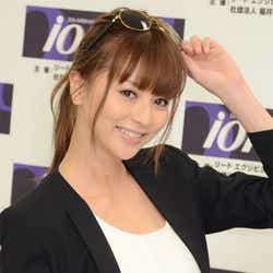 モデルプレス - 香里奈、メガネベストドレッサー賞受賞も「デートの時は外そうかな」