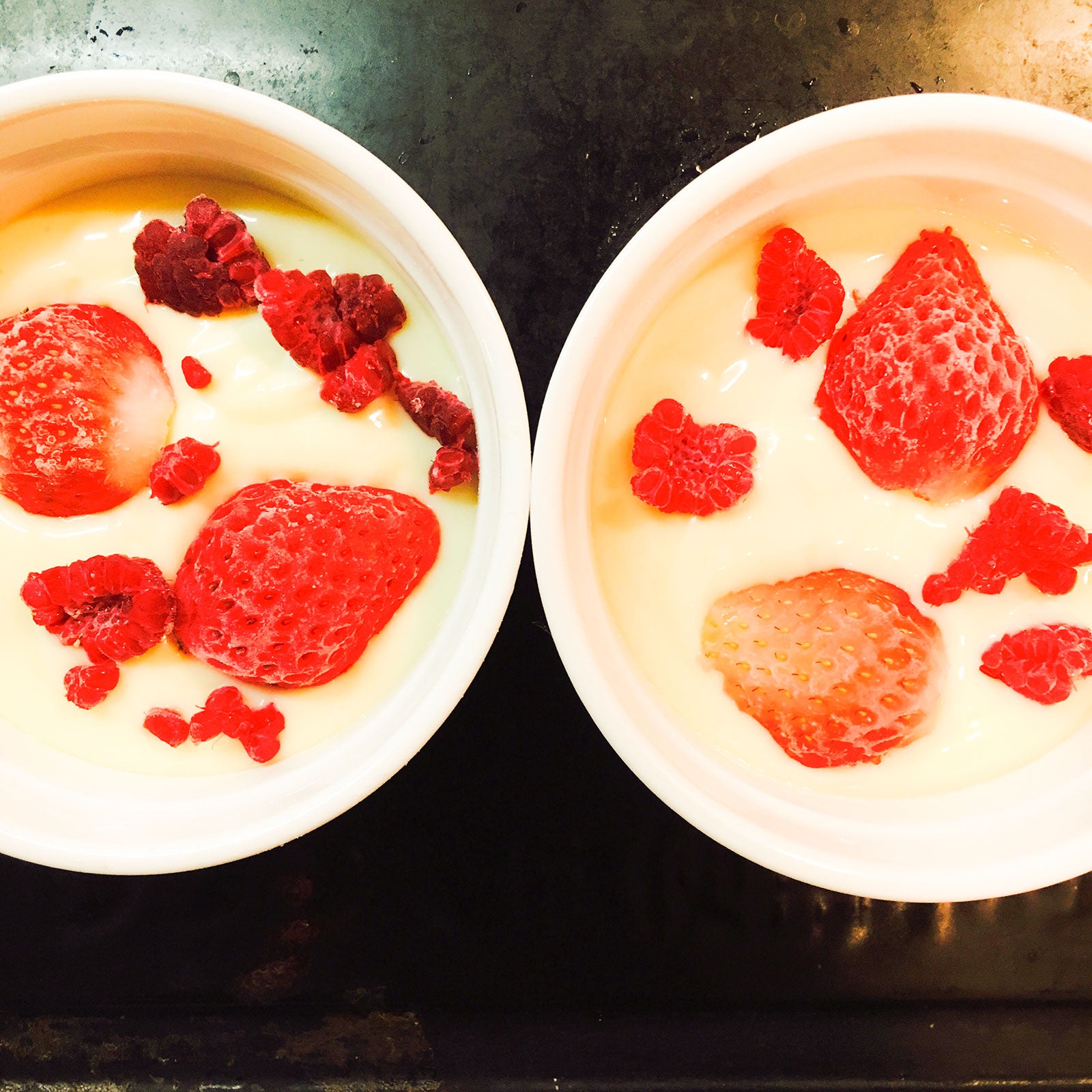 手順5：器に入れ、トッピングをしたらオーブンで焼く／画像提供：柏原歩