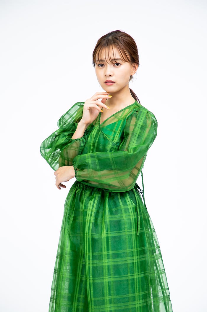 新條由芽(C)週刊プレイボーイ/集英社