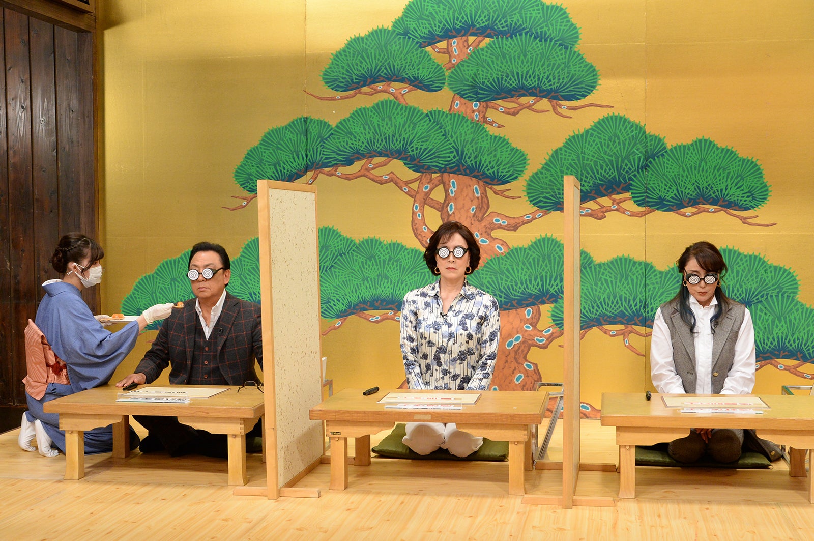 梅沢富美男、高畑淳子、浅野ゆう子 （C）ABCテレビ