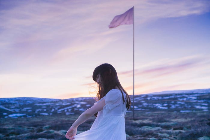 Aimer(写真提供:ソニーミュージックレーベルズ)