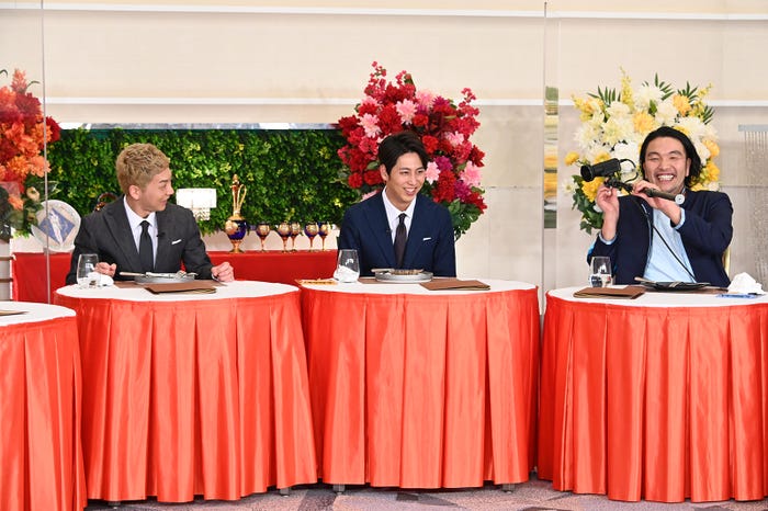 嶋佐和也、屋敷裕政、盛山晋太郎 (C)日本テレビ