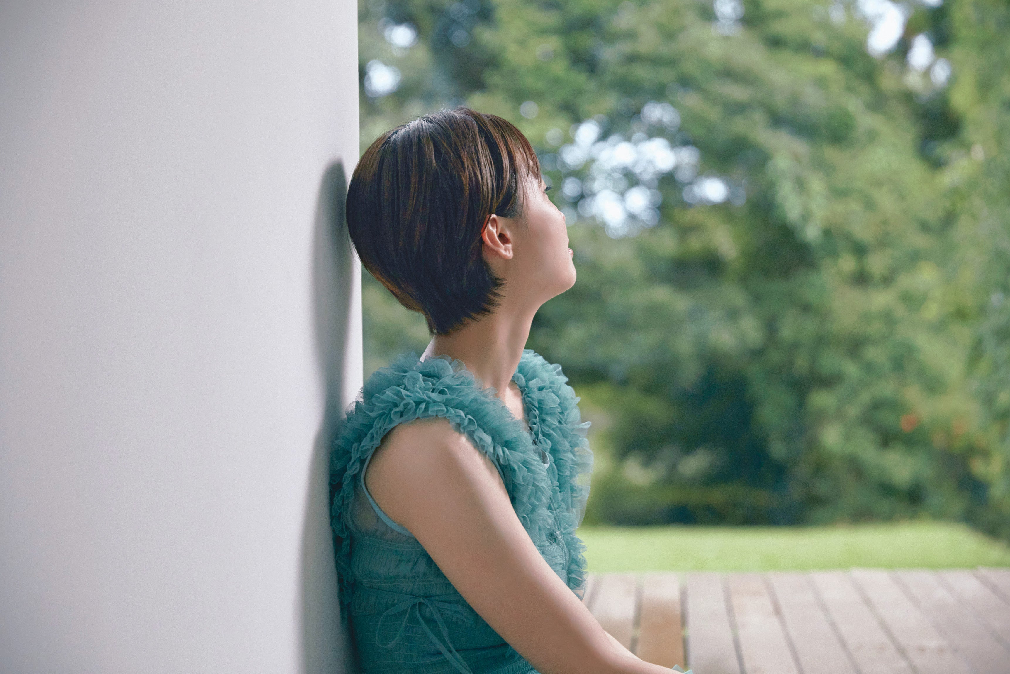 渡邊渚（C）撮影：三宮幹史／渡邊渚フォトエッセイ「透明を満たす」（講談社）より