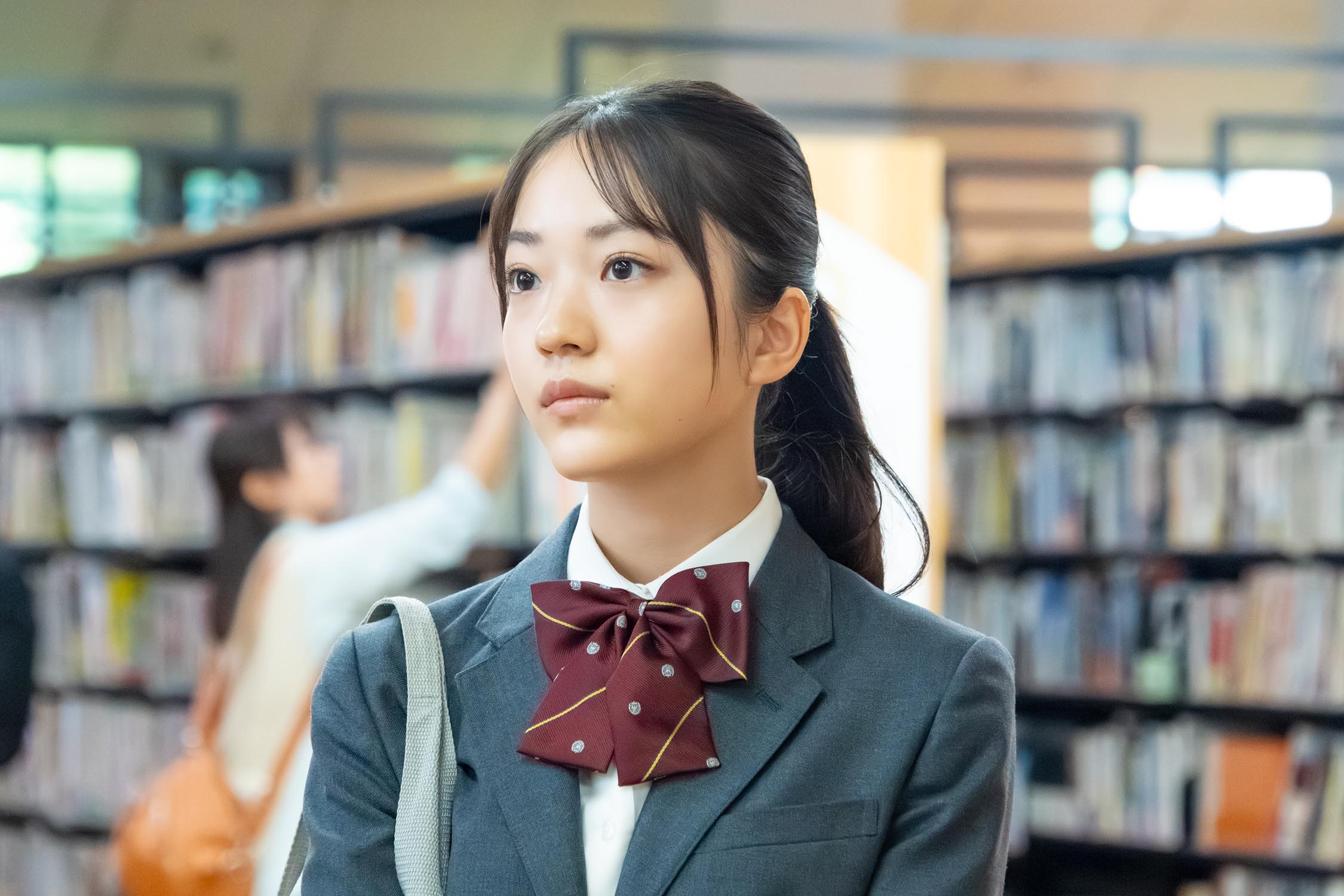 伊礼姫奈「D＆D 〜医者と刑事の捜査線〜」第2話（C）「Ｄ＆Ｄ ～医者と刑事の捜査線～」製作委員会