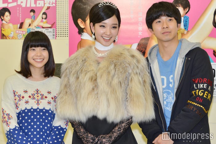 左から:岸井ゆきの、剛力彩芽、太賀 (C)モデルプレス