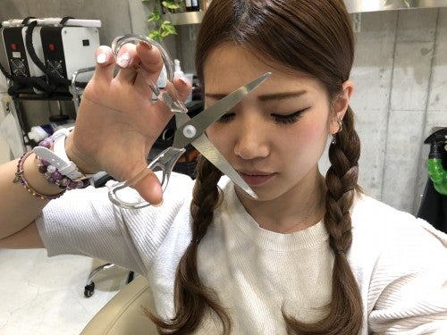 ここでハサミの登場です！