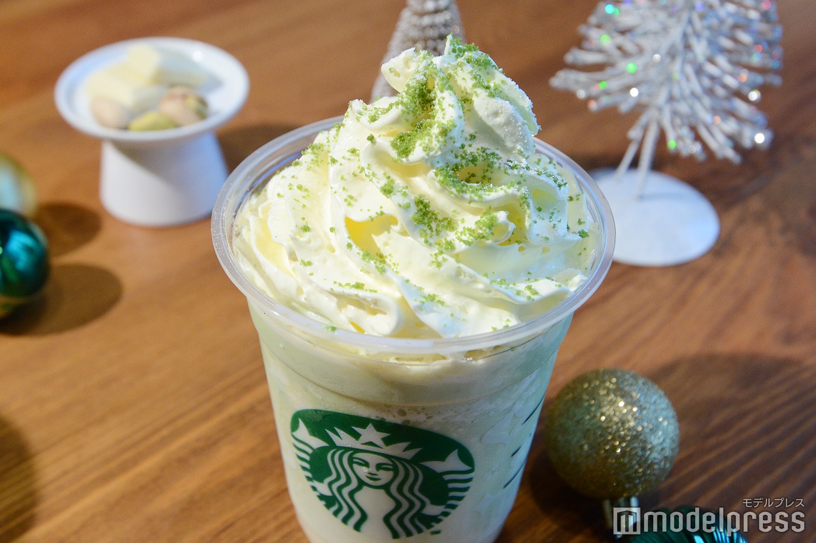 メルティホワイト ピスタチオ フラペチーノ（C）モデルプレス
