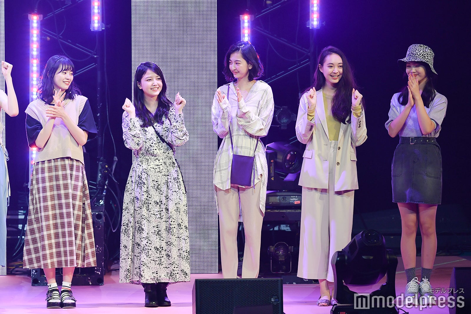 （C）モデルプレス