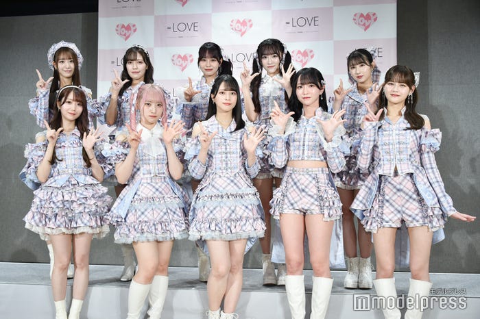 「絶対アイドル辞めないで」発売記者会見に出席した=LOVE/(後列左から)瀧脇笙古、諸橋沙夏、大場花菜、音嶋莉沙、山本杏奈(前列左から)大谷映美里、齋藤樹愛羅、佐々木舞香、野口衣織、高松瞳(C)モデルプレス