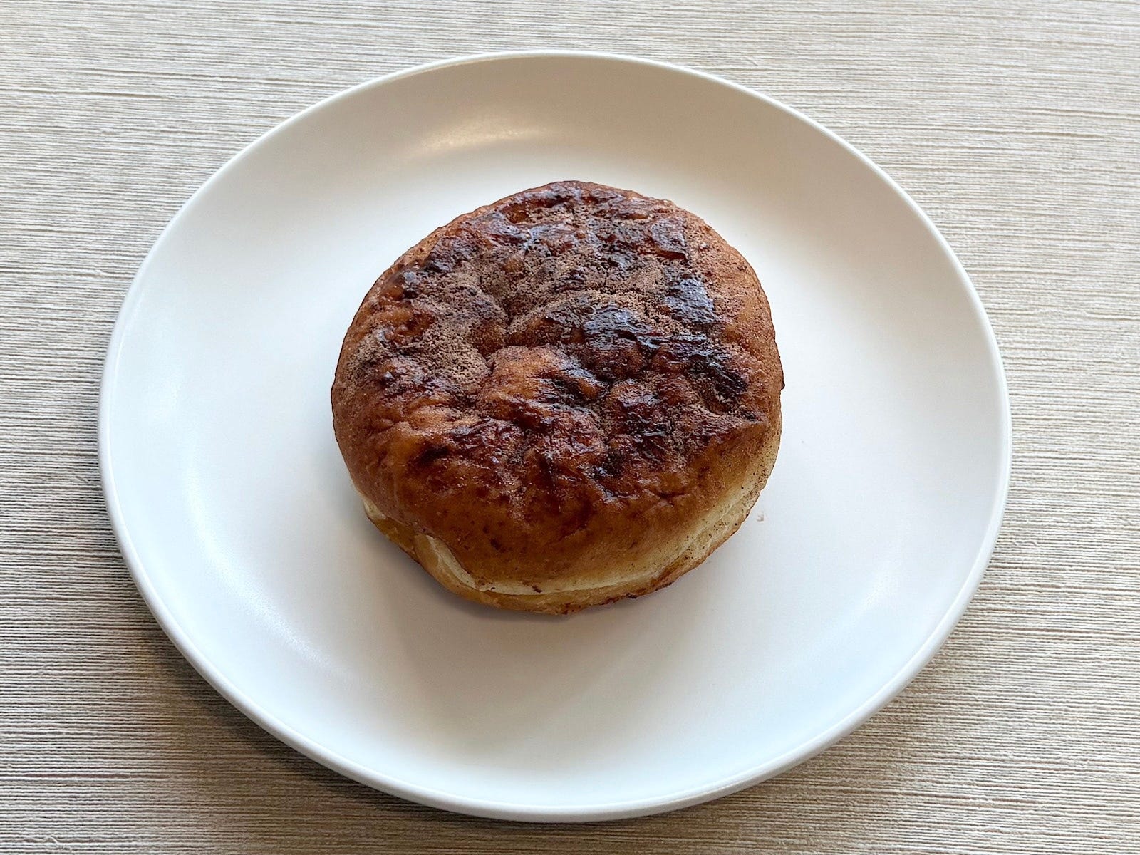 【ハワイフェア】マラサダ（マカダミアチョコホイップ）158円（税込）