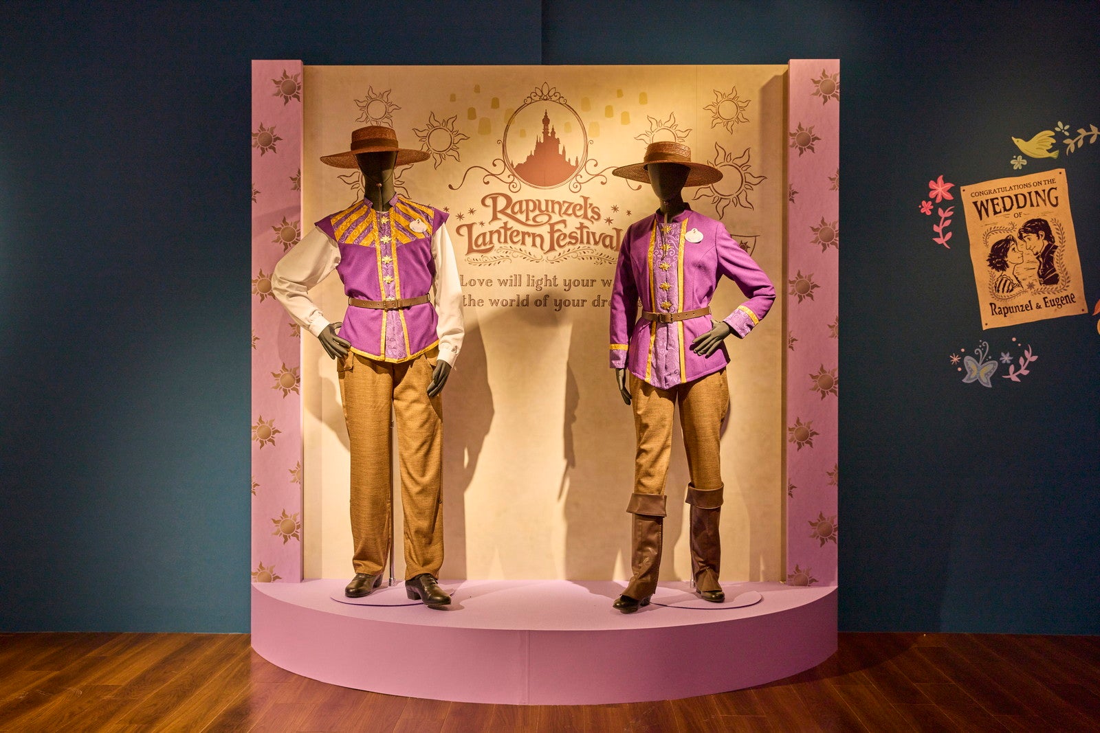 ファンタジースプリングス ニューチャプター・ビギンズ展（C）Disney