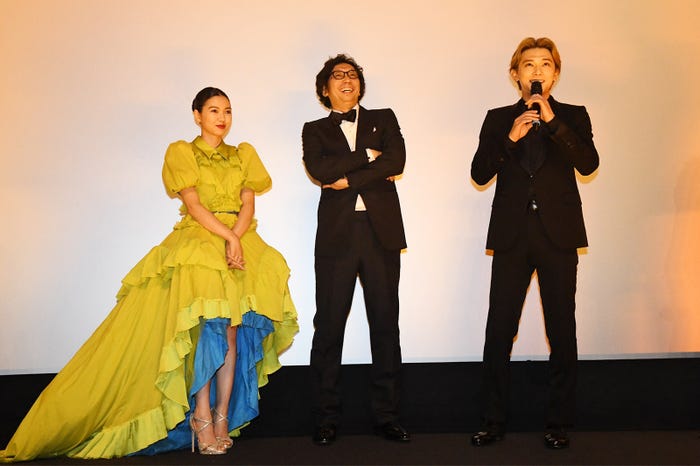 二階堂ふみ、行定勲監督、吉沢亮(提供写真)