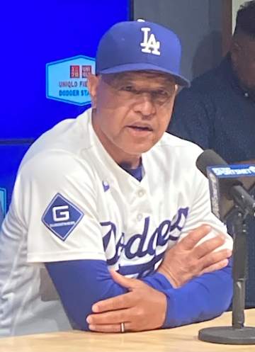ロバーツ監督、打者・大谷を絶賛も投手・大谷の復帰には慎重 8月登板は絶望的か「今からでも3週間以上かかる」