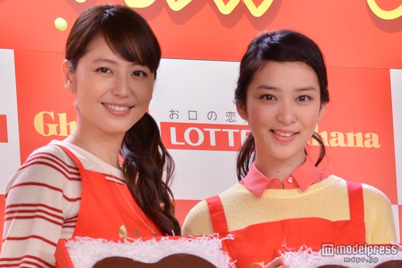 長澤まさみ（左）と武井咲（右）