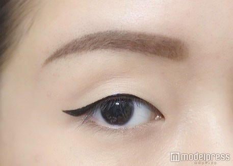 一重女子の眉メイク 目の形別で見る Ok眉 と Ng眉 モデルプレス 一重女子の眉メイク 目の形別で見る Ok眉 と Ng眉 モデルプレス