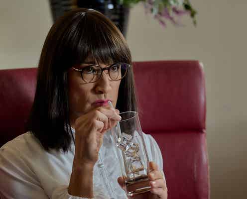 【家政夫のミタゾノ 第5話】ミタゾノ、依頼主の家で“パパ活マニュアル”発見