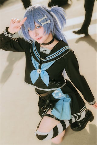 「捨て猫」コンカフェ店員レイヤー、幼少期は“男の子をぶち倒す”仮面ライダー少女だった
