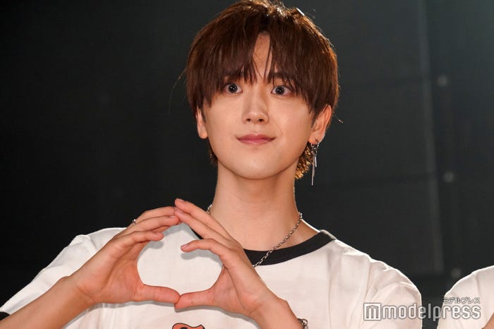 草地稜之 (C)モデルプレス