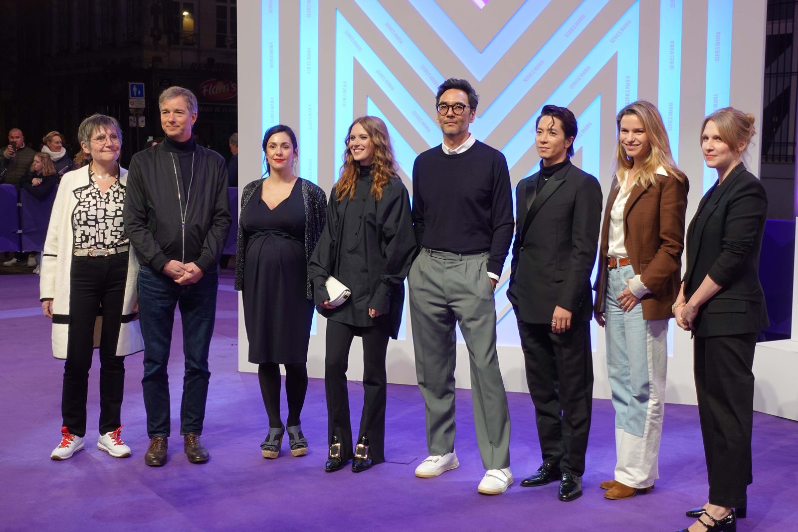 山下智久ら（提供写真）