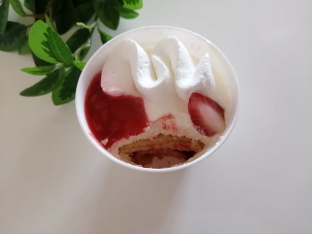 夏苺のティラミス食べたところ