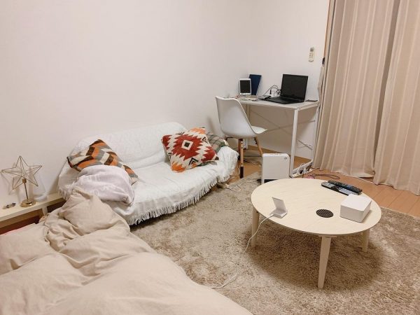 10畳ワンルームのレイアウト特集 広い空間をおしゃれに見せる家具の配置方法 モデルプレス 10畳ワンルームのレイアウト特集 広い空間をおしゃれに見せる家具の配置方法 モデルプレス