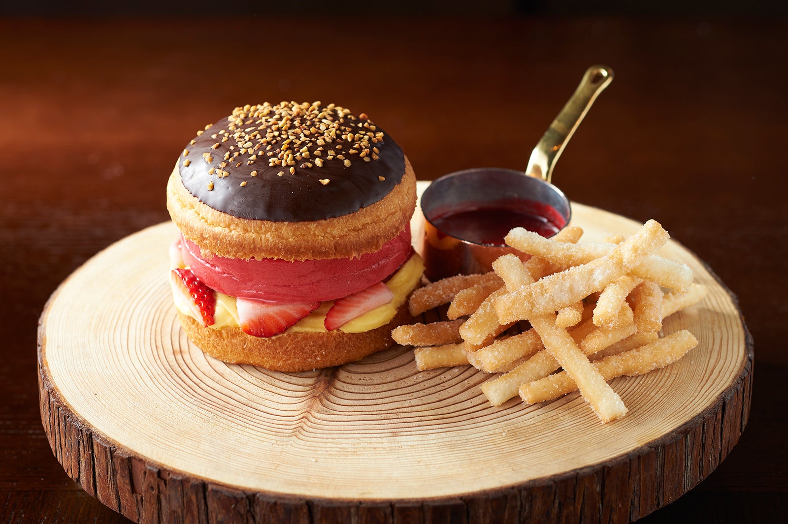 まるで本物！新感覚スイーツ「アイスバーガー」が美味しそう