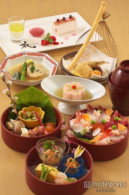 花膳（イメージ）／（ｃ）Disney