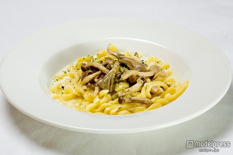 きのこクリームソースのシュペッツレ￥1，500／画像提供：横浜赤レンガ