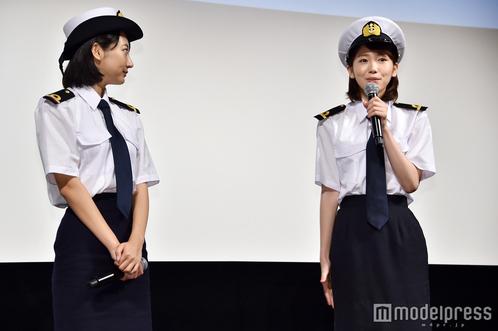 武田玲奈、飯豊まりえ （C）モデルプレス