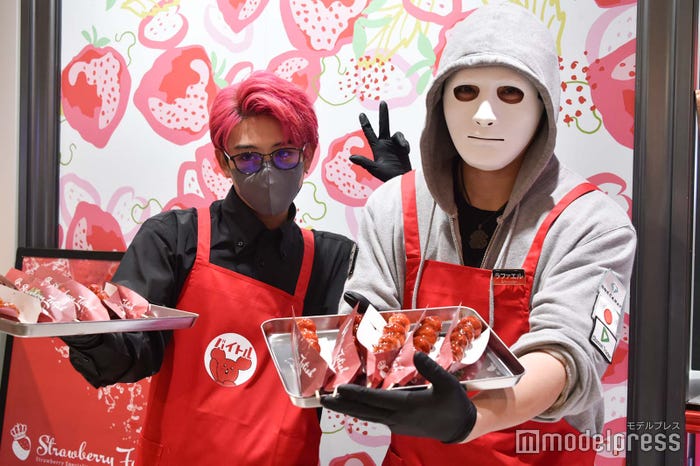 おだけい、ラファエル (C)モデルプレス