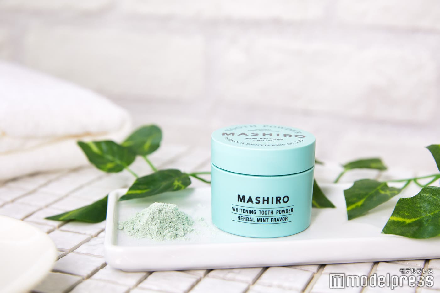 (C)モデルプレス