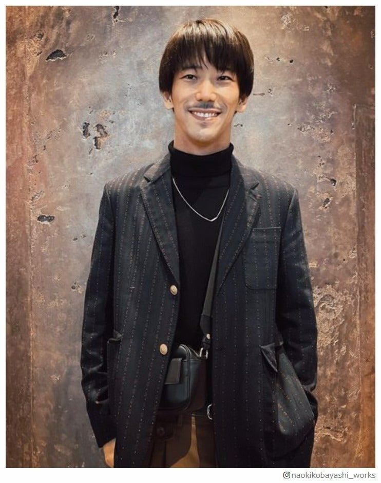 頭部打撲でライブ欠席・三代目JSB小林直己、イメチェン＆満面笑顔で新年のあいさつ「元気そうで安心した」「笑顔も髪形も可愛い」と温かい声続々