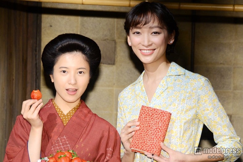 杏から吉高由里子へ　朝ドラヒロインバトンタッチセレモニー